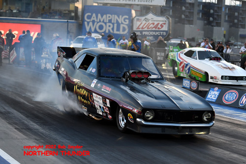 Tim Boychuk - 'Happy Hour' (near lane) 
vs Ryan Hodgson - 'Bubble-Up-Pacemaker' (far lane)